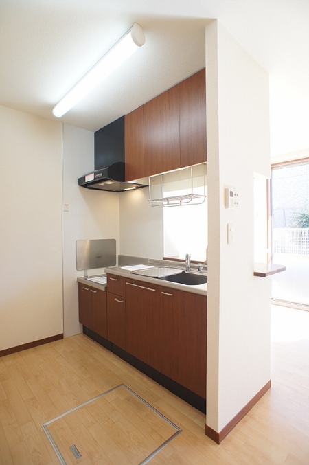 シェリー弐番館 102号-4