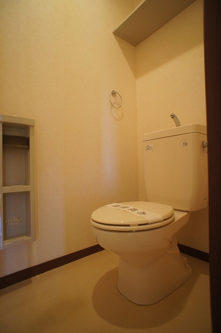 シェリー弐番館 102号-8