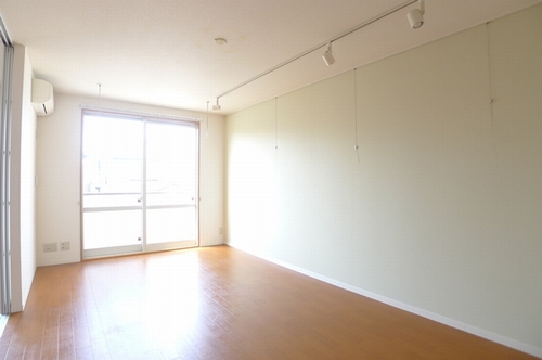ソレイユ大和田 203号-2