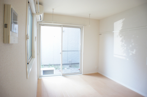 Ｍａｈａｌｏ　ｌｅａ 301号-3