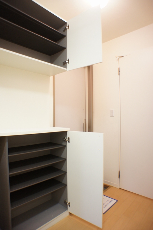 Ｍａｈａｌｏ　ｌｅａ 301号-8