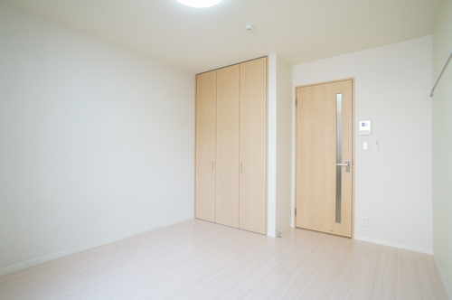 フォレスト東中山 102号-3