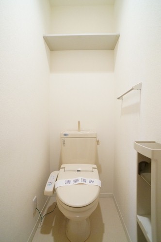 シャーメゾンOISO壱番館 201号-7