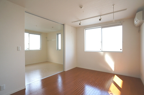 グレース二俣 102号-3