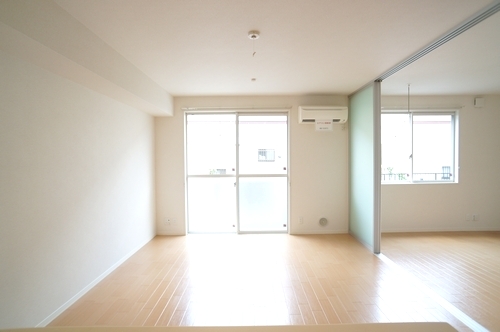 ソレイユ上山Ⅱ 102号-2