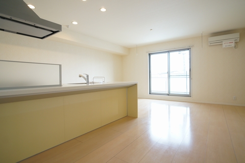 クレストコート 303号-2