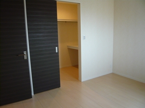 クレストコート 407号-8