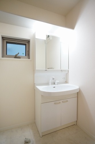 レフィナード 201号-8