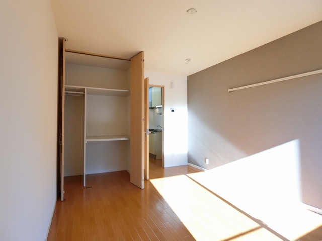 ラフォーレ市川 203号-3