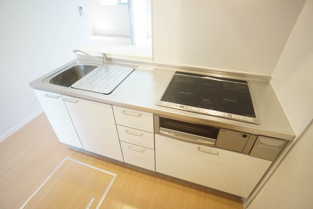 コンフォーティア市川 101号-5