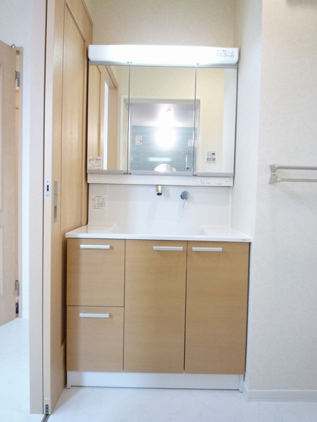 フローラ勝田台 101号-7