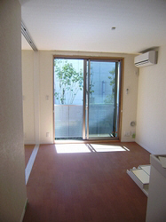 カーサ　デラ　ルーチェ 101号-6