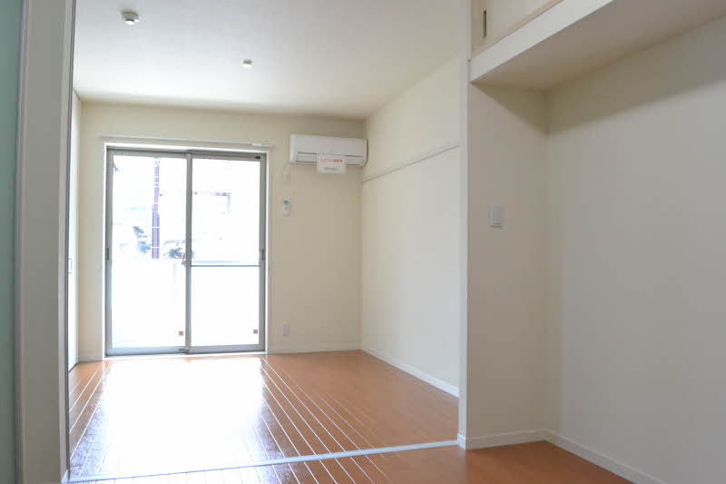 シェルズ妙典 201号-2