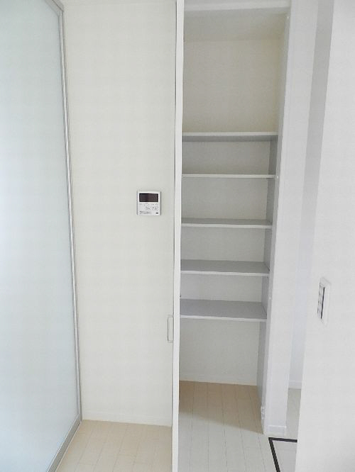 メゾンリビオン 201号-9