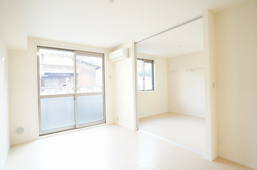 セードルコート 105号-3