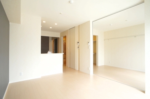 妙典ウッドベル弐番館 202号-4