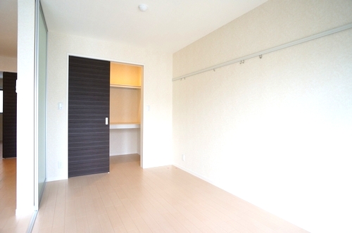 妙典ウッドベル弐番館 203号-6