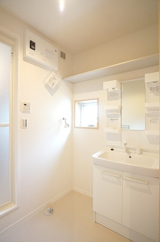 シャーメゾン咲が丘 102号-5