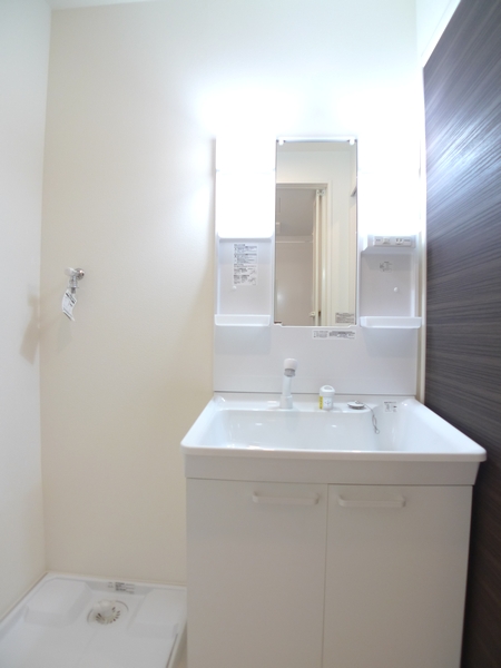 ドゥーメゾン鬼高Ⅱ 201号-9