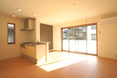 Ｃｅｎｔ－Ｌｉｖｉｅ 202号-2