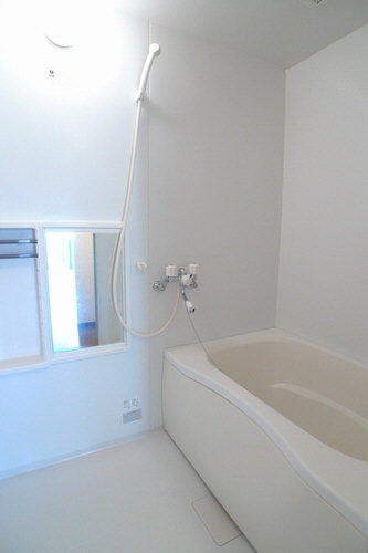 ヴィラ伊勢原 102号-9