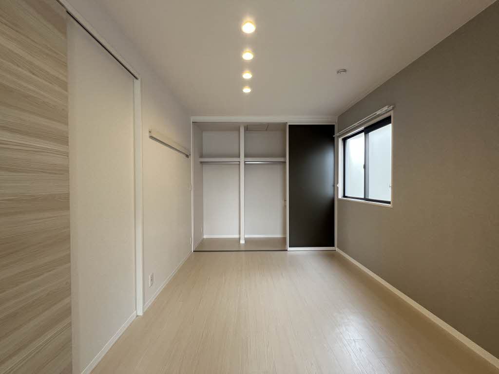 サンモールⅠ番館 102号-5