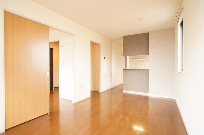 メープルタウン・ウエストB 101号-2