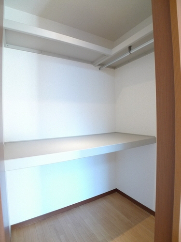 シャンブルⅠ番館 102号-4