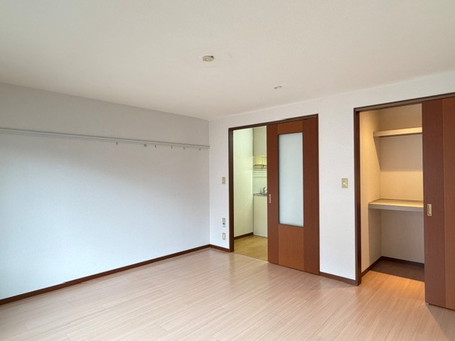 シャンブルⅠ番館 202号-3