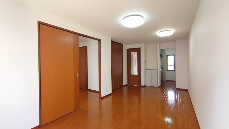 スカイコート 102号-2