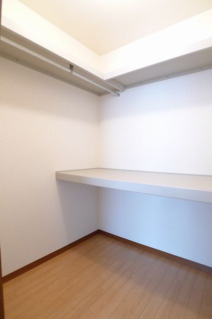 シェル・サンハウス 105号-4