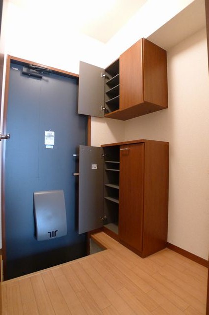 シェル・サンハウス 105号-8