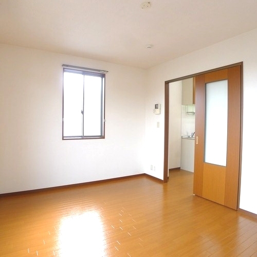 コスモクレスト美原 101号-2