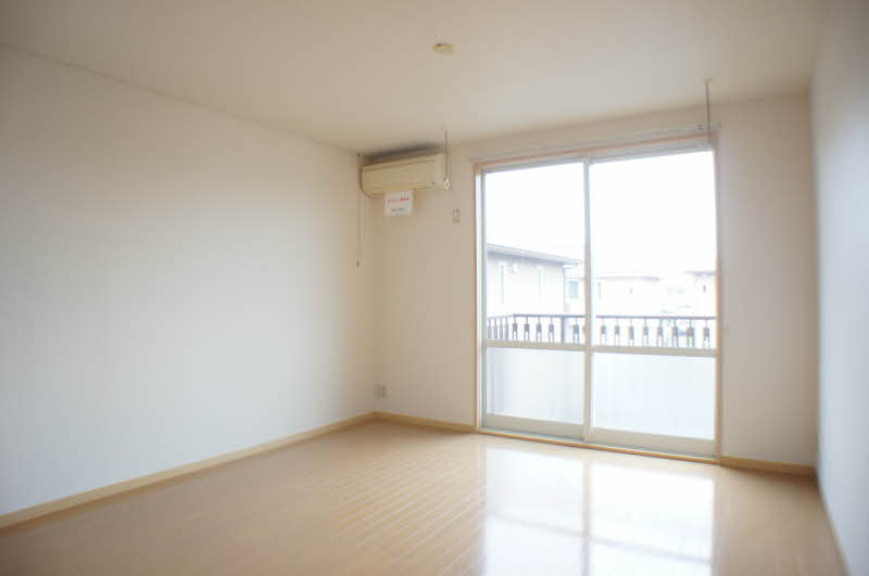 クレール弐番館 202号-2