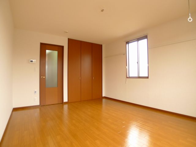 ジュネス・クラス 202号-2