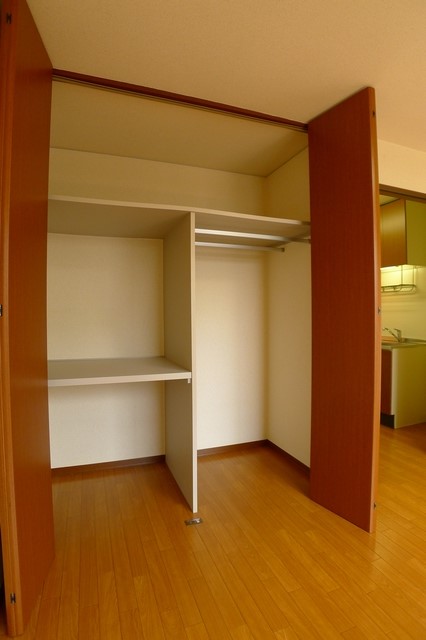 クレスト・ドミール 206号-3