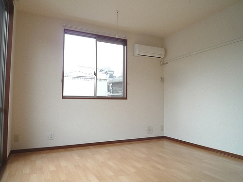 プレザントハウス 201号-3