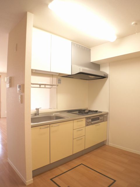 コスモレジデンス 102号-6