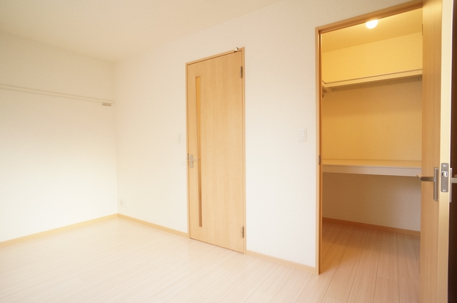 シャーメゾン千代田 102号-7