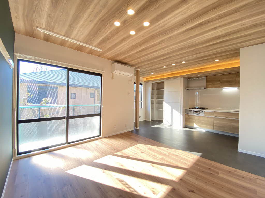 パールタウン岩田43 202号-2