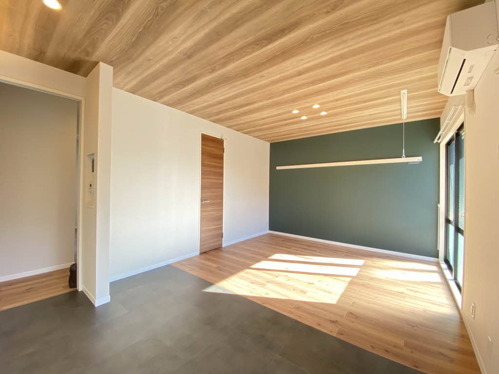 パールタウン岩田43 202号-3