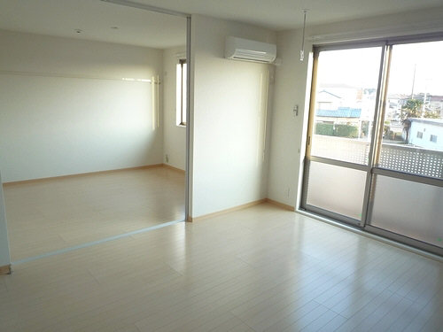 リヴェールおおたかの森 102号-2