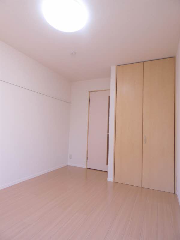 メゾンエトワール 102号-3