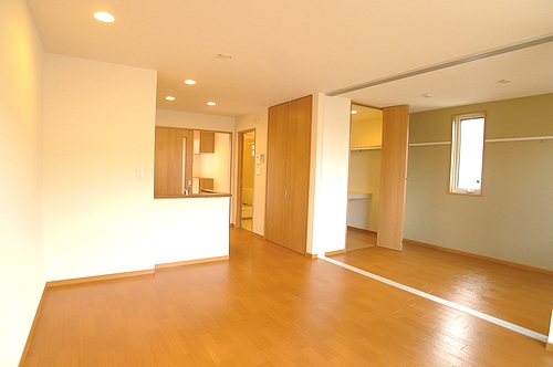 アミューズコート 101号-2