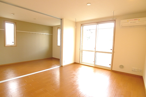 アミューズコート 101号-3