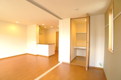 アミューズコート 101号-6