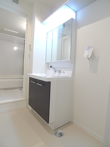 スカイブランドール 302号-8