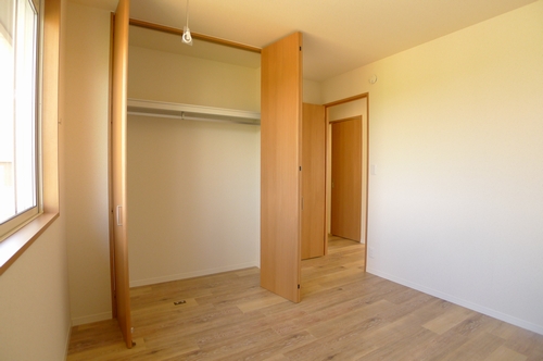 メゾンドール船戸 201号-4