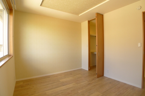 メゾンドール船戸 201号-5