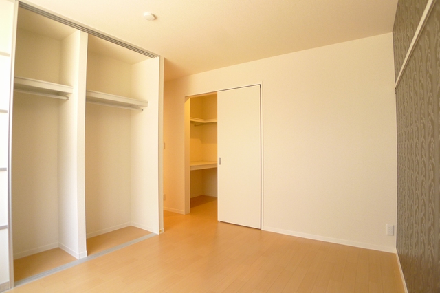 アルフラットおおたかの森弐番館 102号-3